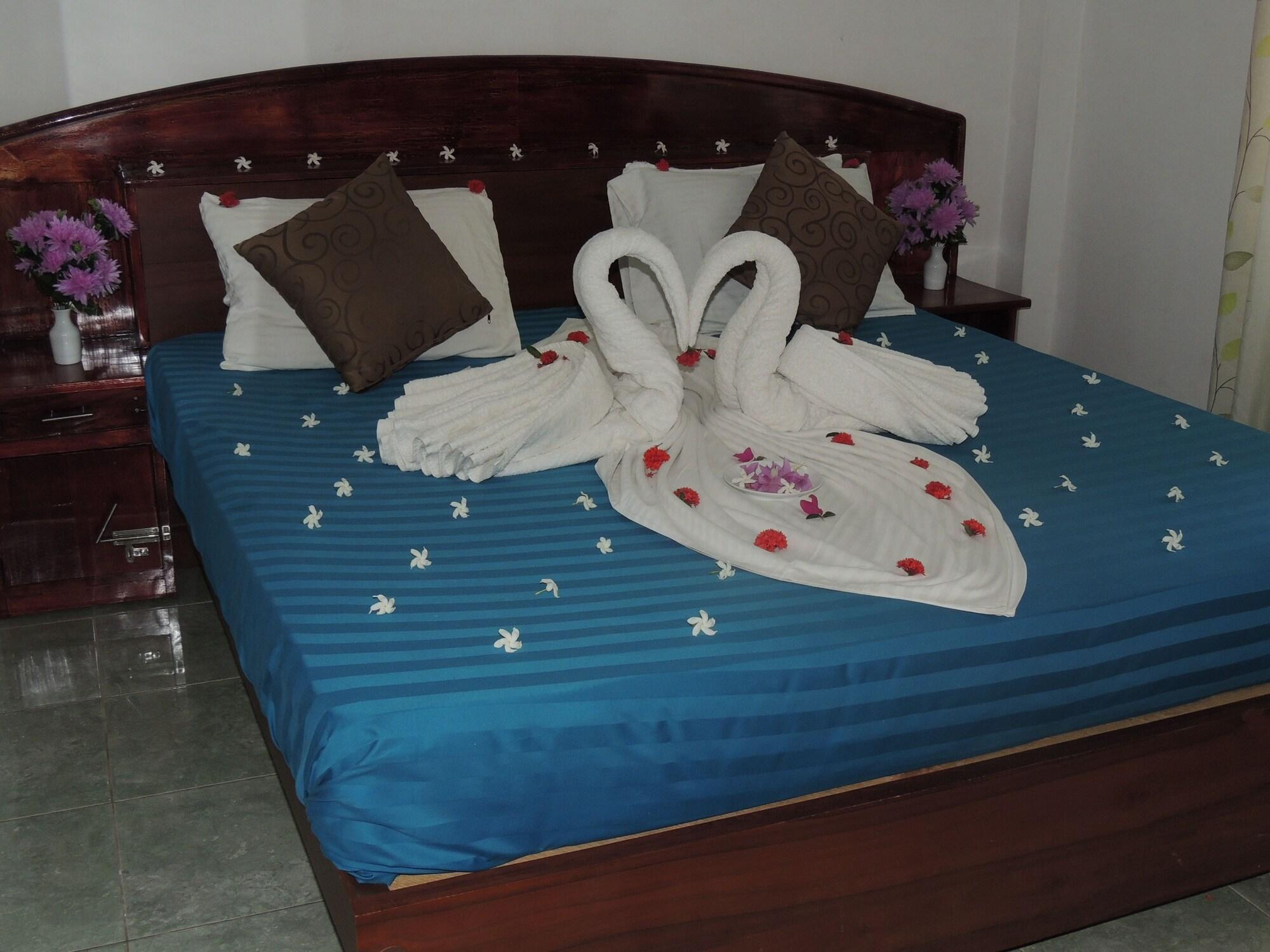 Airport Green View Resort Andiambalama 外观 照片