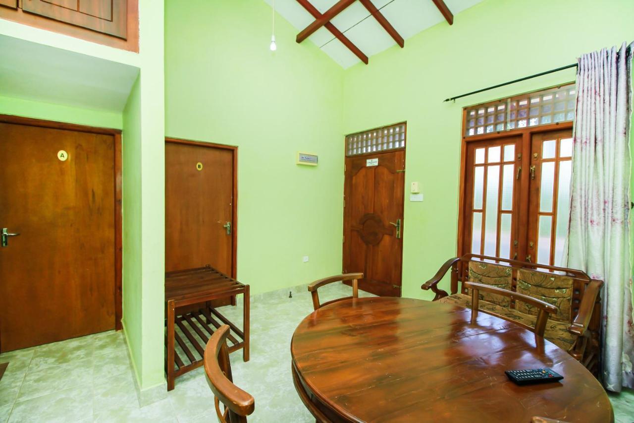 Airport Green View Resort Andiambalama 外观 照片